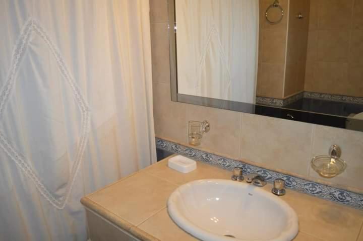 Nuevo Hotel Magnet Villa Carlos Paz Esterno foto